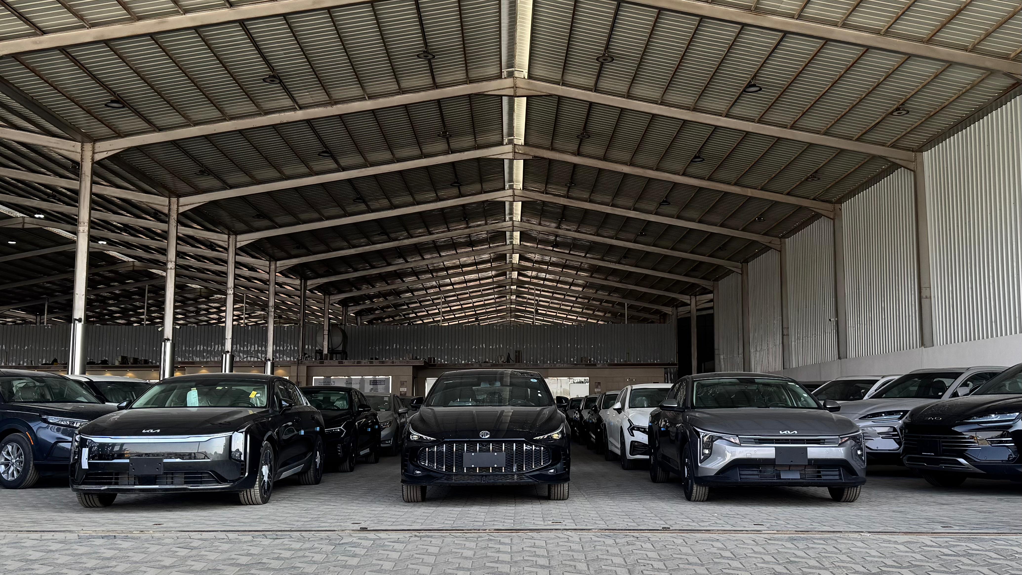 5 أشياء لازم تعرفها قبل شراء سيارة جديدة في السعودية 2026