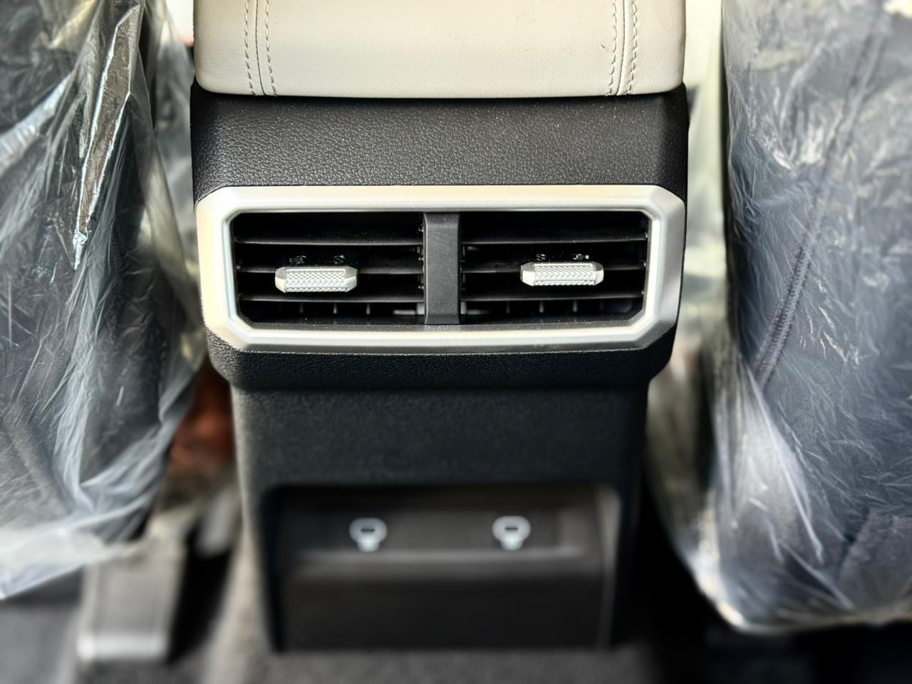 كيا سبورتاج LX 2.0 دفع أمامي - 6