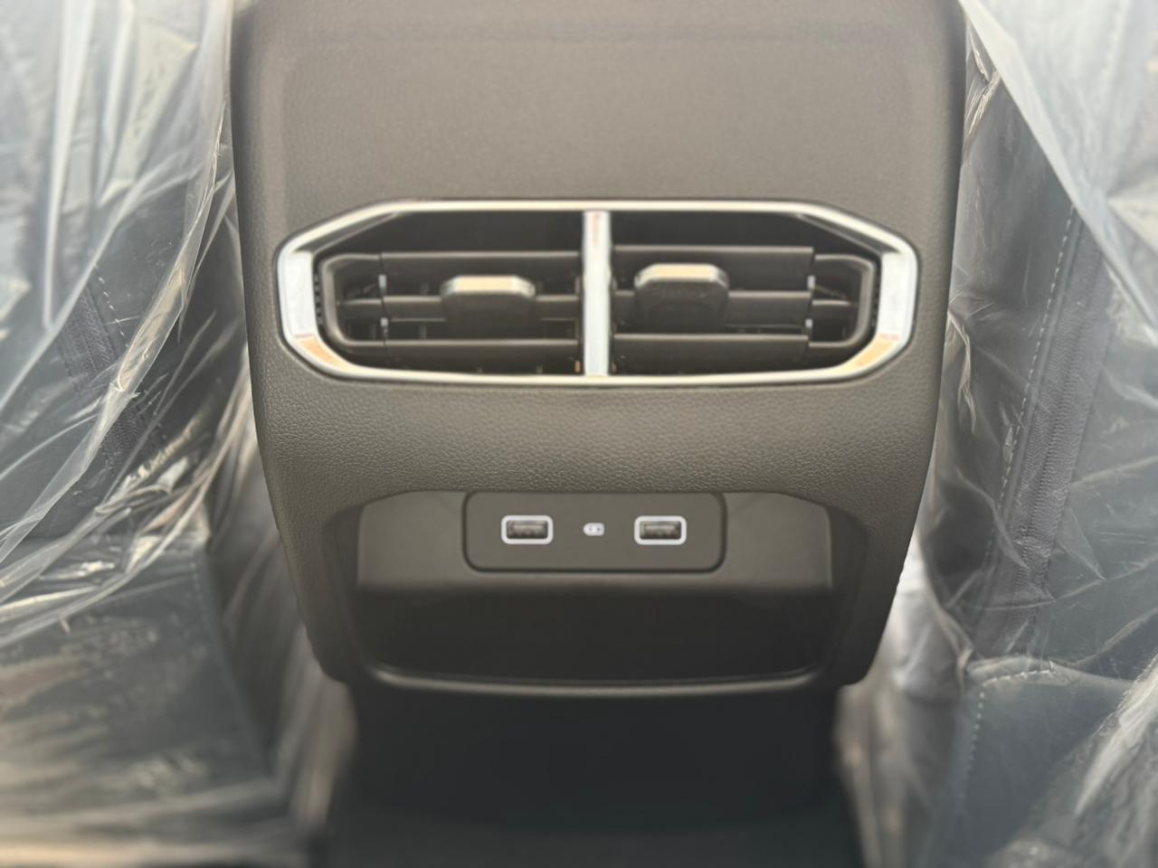 Jetour X50 Premium - Exterior Photos 11