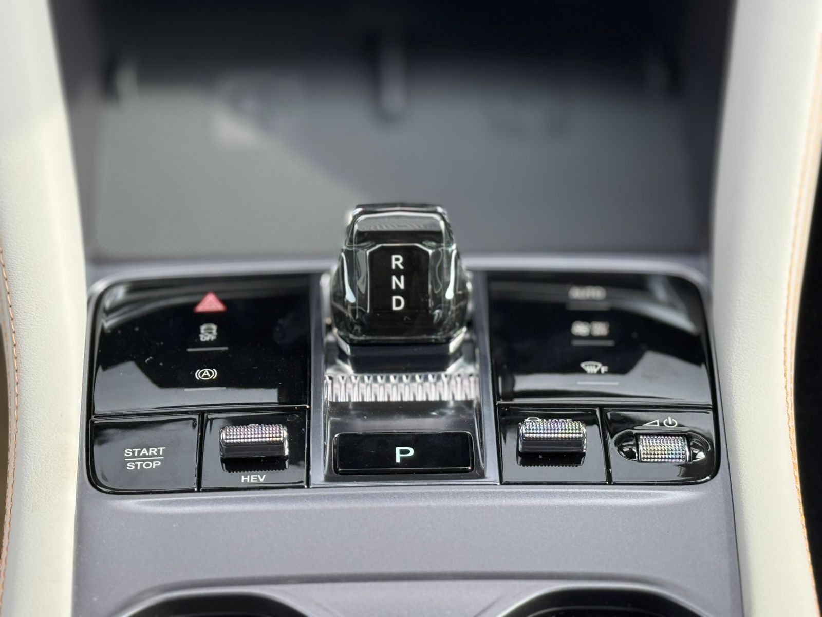 BYD Song Plus FWD - Exterior Photos 6