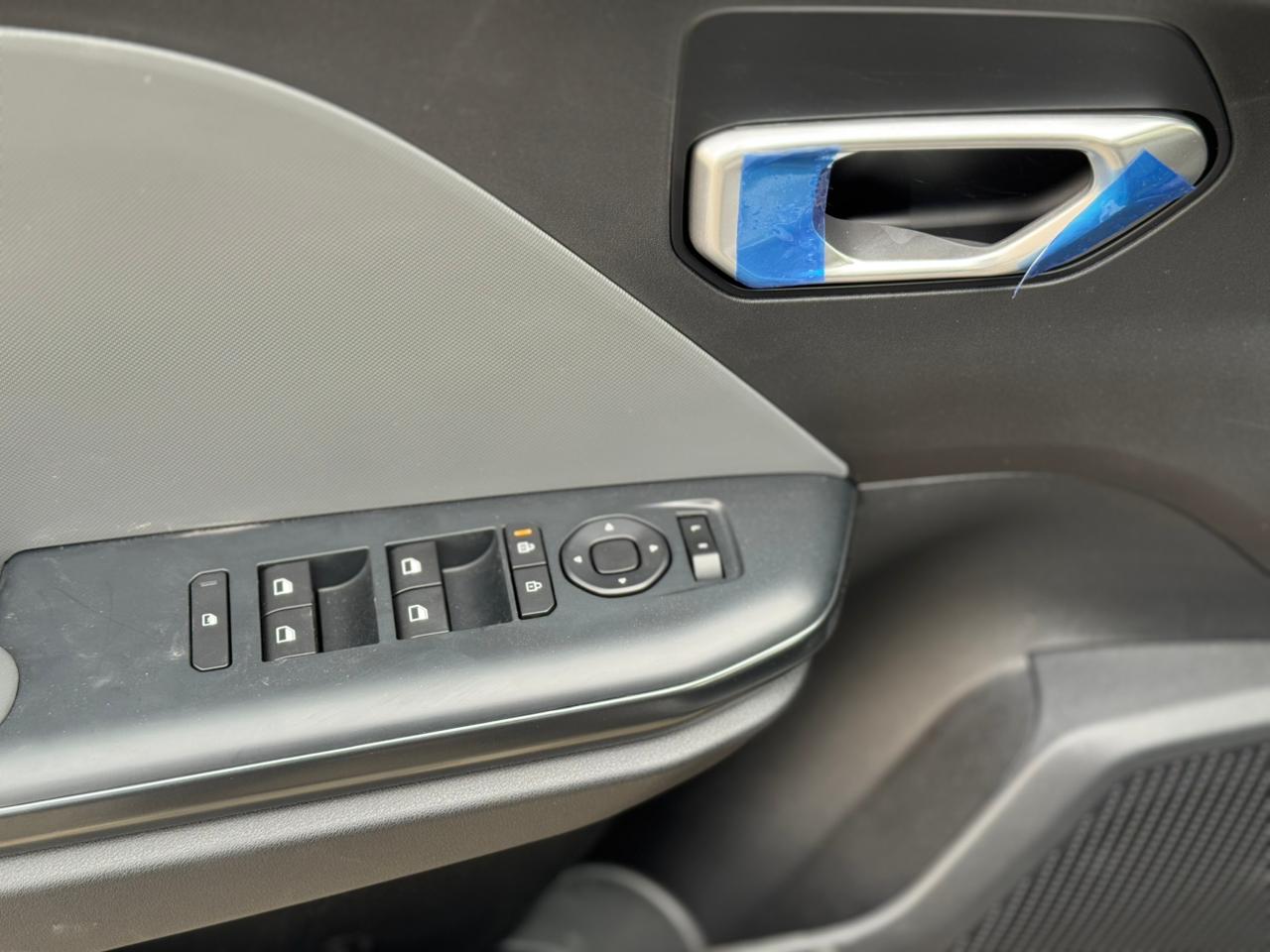 Kia K4 LX 1.6 - Exterior Photos 9