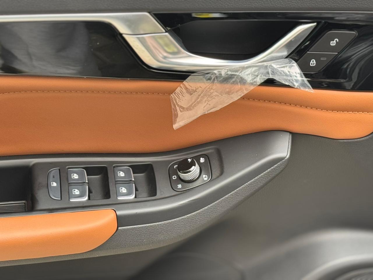 فاو بيستون B70 2026 - صور داخلية 8