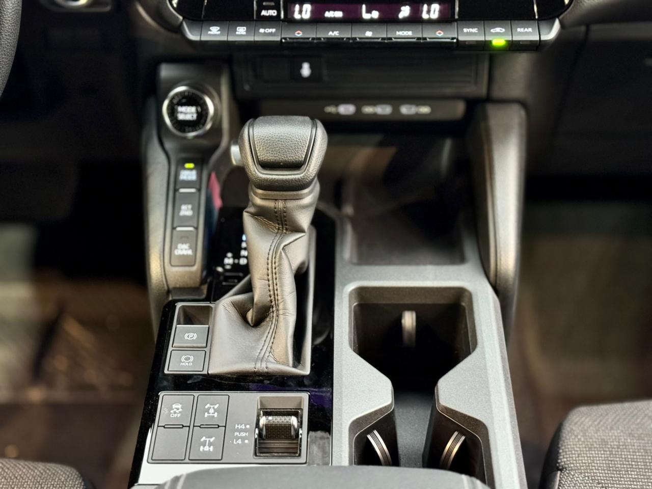 تويوتا برادو TX-2 2026 - صور داخلية 7