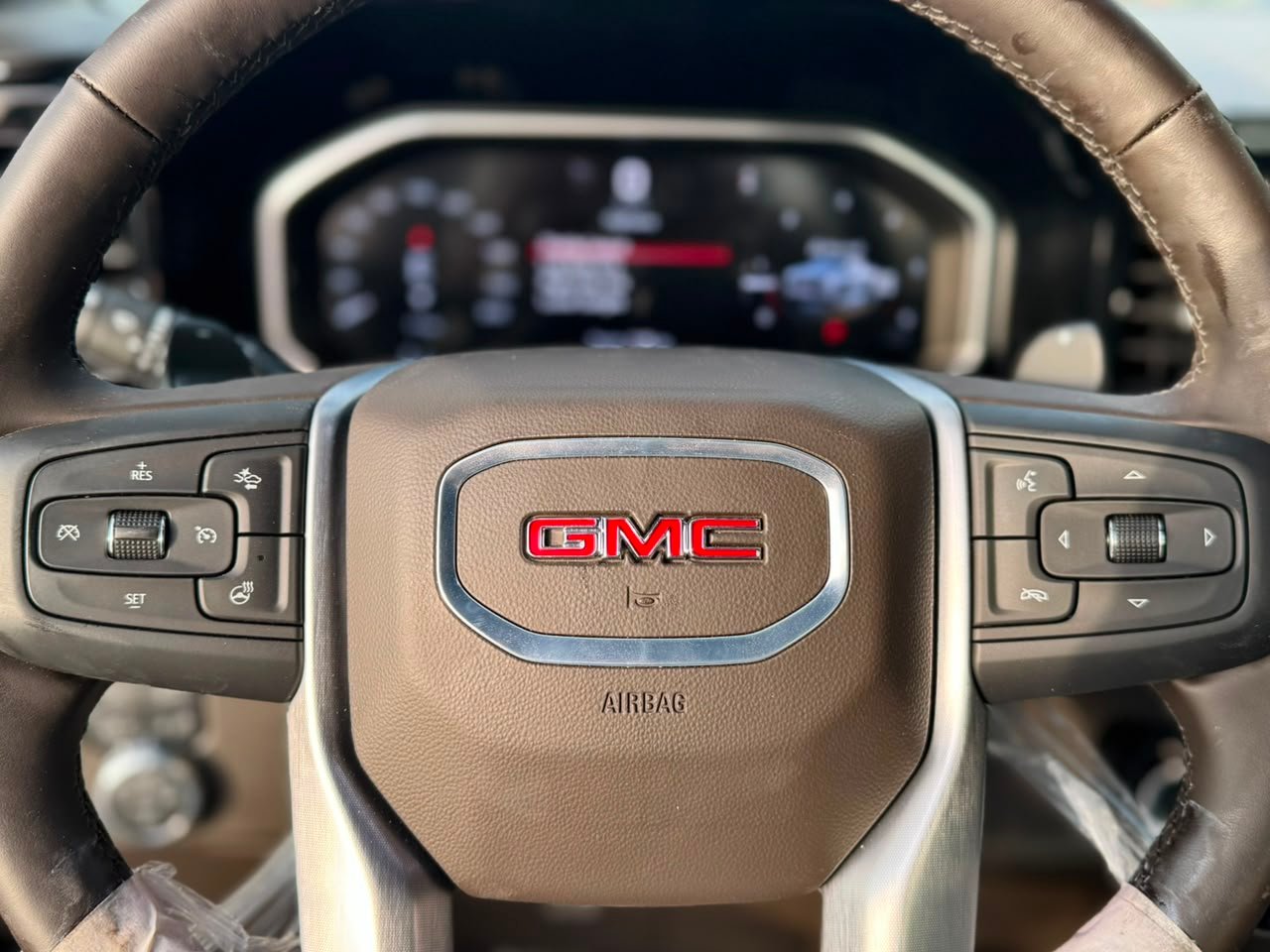 2026 GMC Sierra 1500 Elevation - Interior Photos 10